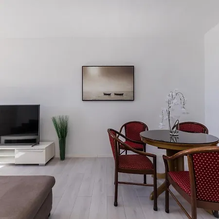 Apartment A1 - Spacious On The Seafront With Terrace Kastela